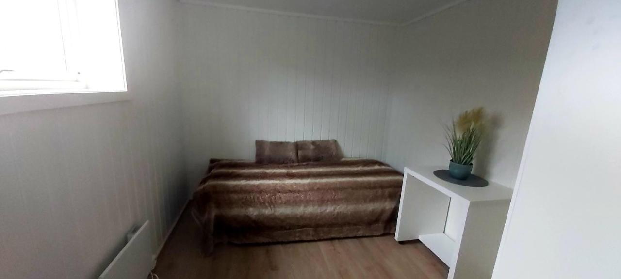 Aurora Rooms In Shared Apartment Nr2 We Are Doing Privet Northen Lights Trips, Reindeer Trip And Fjord Sommaroy Trip Tromso Exterior photo