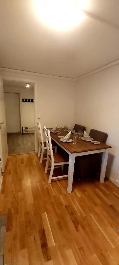 Aurora Rooms In Shared Apartment Nr2 We Are Doing Privet Northen Lights Trips, Reindeer Trip And Fjord Sommaroy Trip Tromso Exterior photo