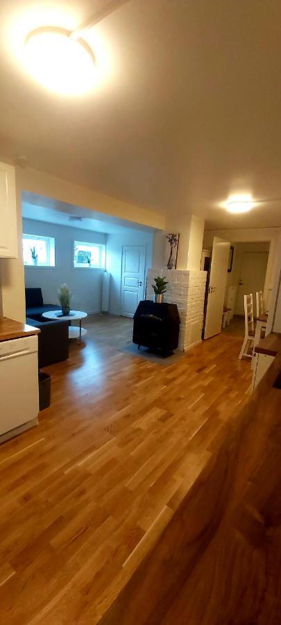 Aurora Rooms In Shared Apartment Nr2 We Are Doing Privet Northen Lights Trips, Reindeer Trip And Fjord Sommaroy Trip Tromso Exterior photo