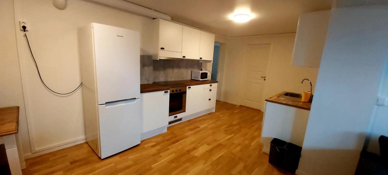 Aurora Rooms In Shared Apartment Nr2 We Are Doing Privet Northen Lights Trips, Reindeer Trip And Fjord Sommaroy Trip Tromso Exterior photo